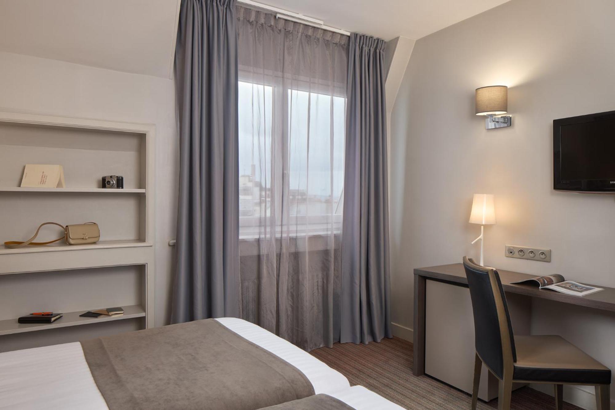 Two Connecting Double Rooms